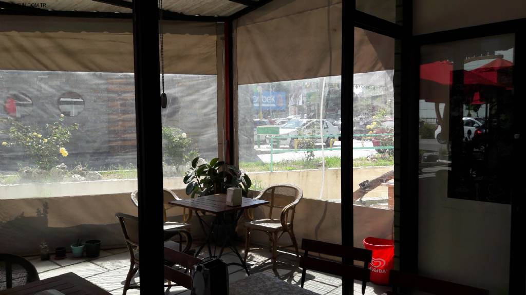 Cafe Alinda Fotoğrafları