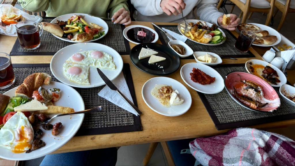 Komşu Restaurant Fotoğrafları