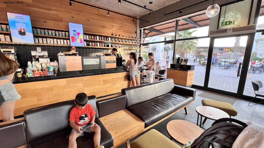 Starbucks Kuşadası Avm Fotoğrafları