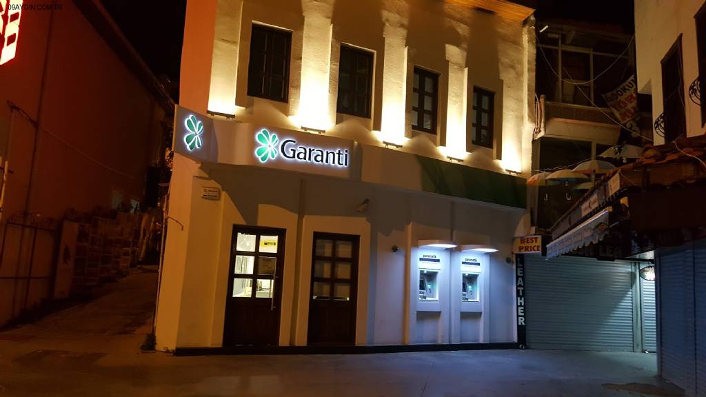 Garanti BBVA Kuşadası Liman Şubesi Fotoğrafları