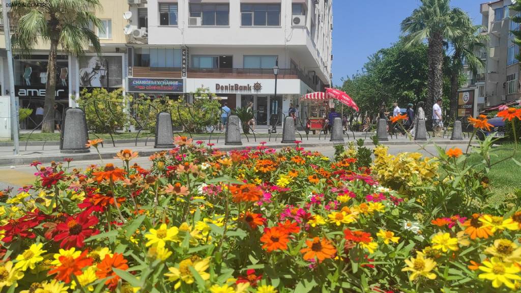 DenizBank Kuşadası Şubesi Fotoğrafları