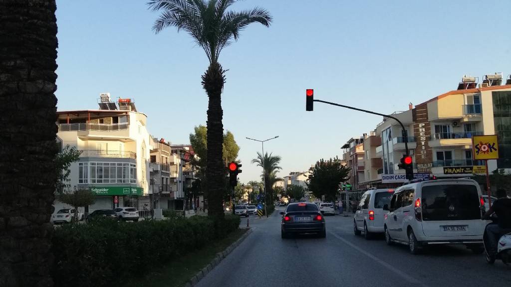 Şok Market Fotoğrafları