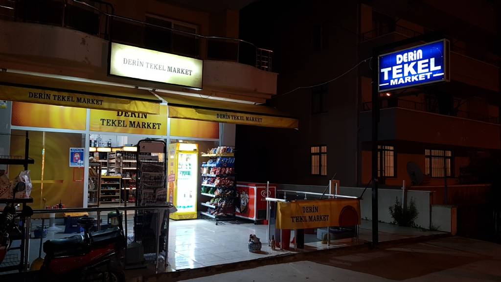 Derin Tekel Market Fotoğrafları