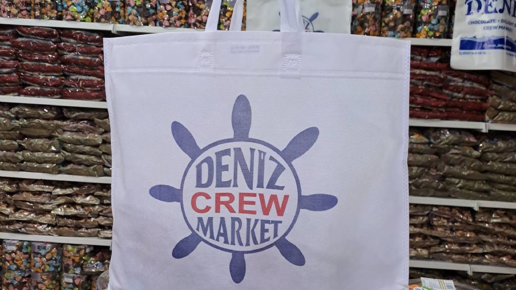 Deniz Crew Market Fotoğrafları