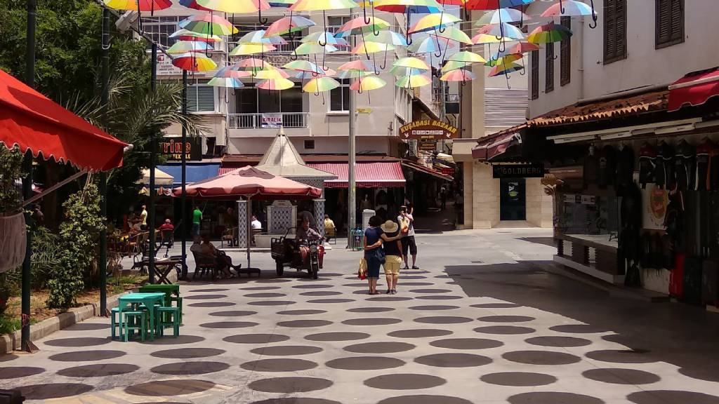 Bazaar,kuşadası Fotoğrafları