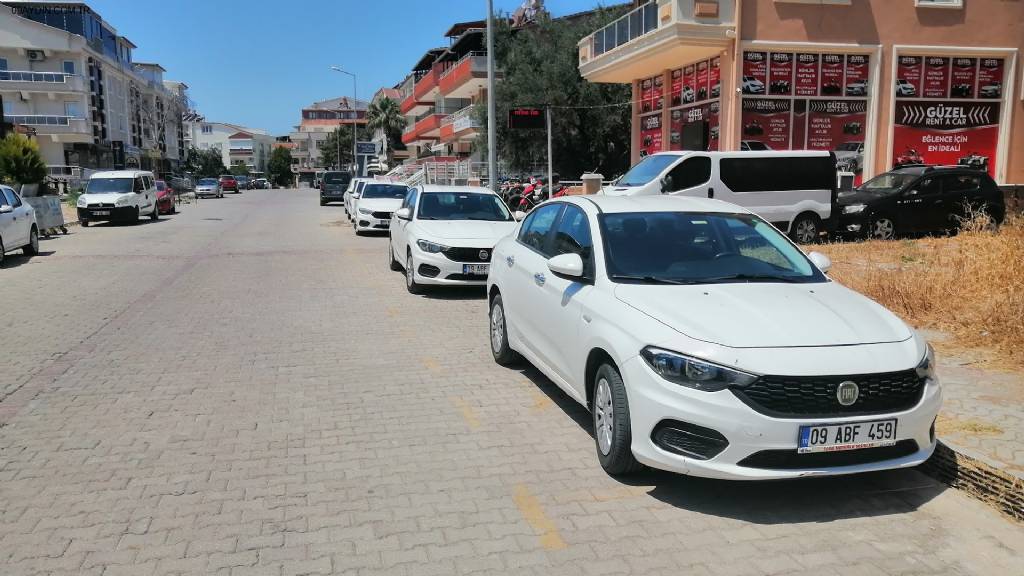 Güzel rent a car Fotoğrafları