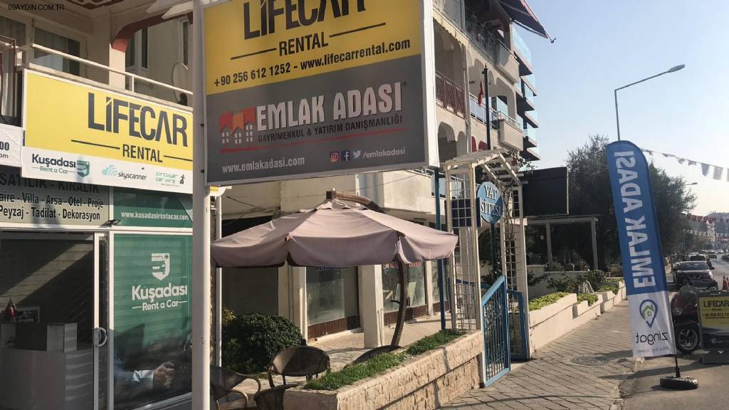 Life Car Rental Fotoğrafları