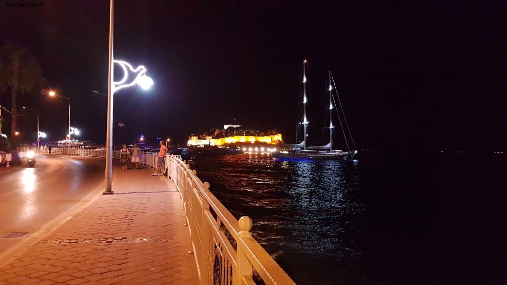 Kuş Adası Belediyesi Güvercinli Park Fotoğrafları