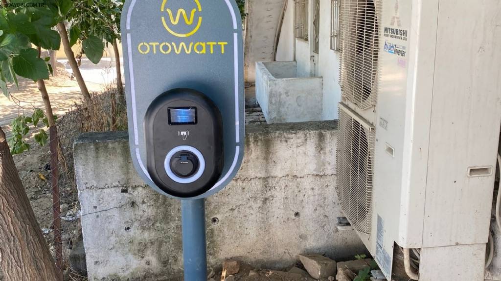 Otowatt Elektrikli Araç Şarj İstasyonu Fotoğrafları