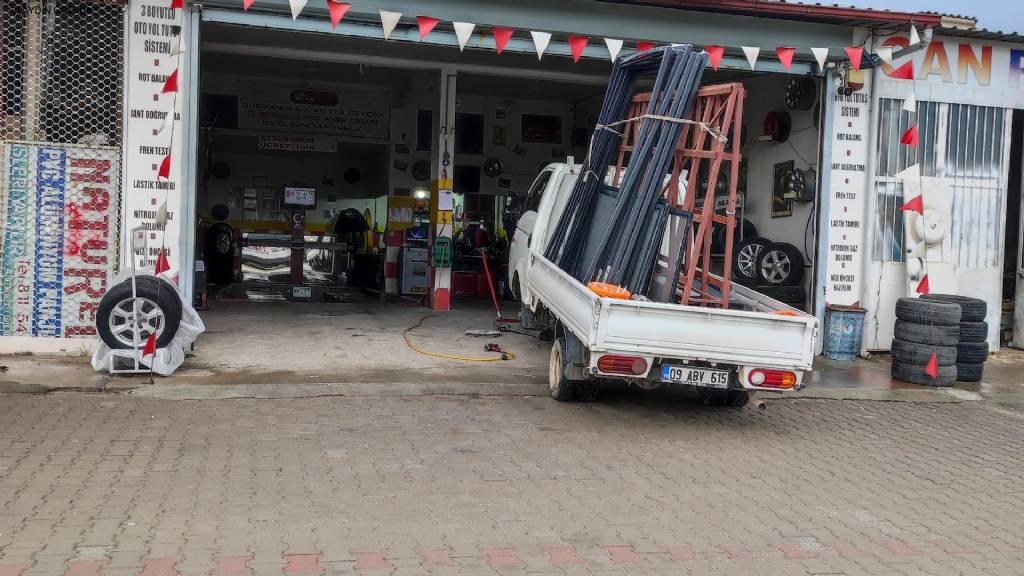 Yanca ÖnDüzen ( Didim Oto Lastik Lastikçi Yol Yardım Rot Balans Hizmetleri ) Fotoğrafları