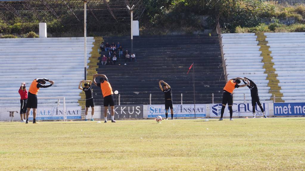 Kuşadası Gençlik Spor Fotoğrafları