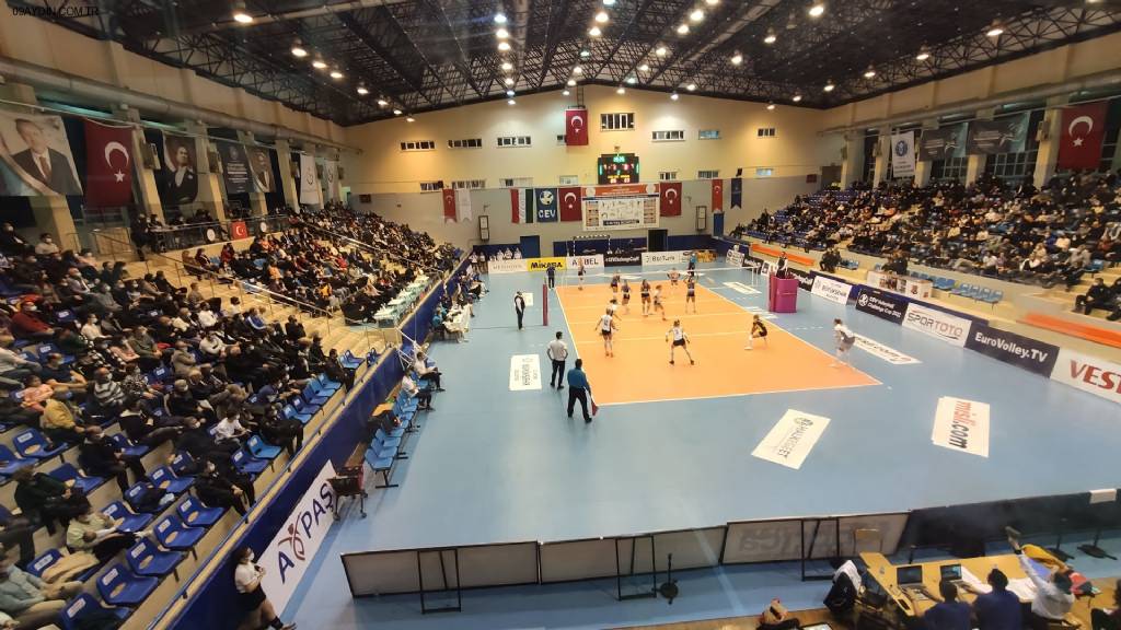 Mimar Sinan Kapalı Spor Salonu Fotoğrafları