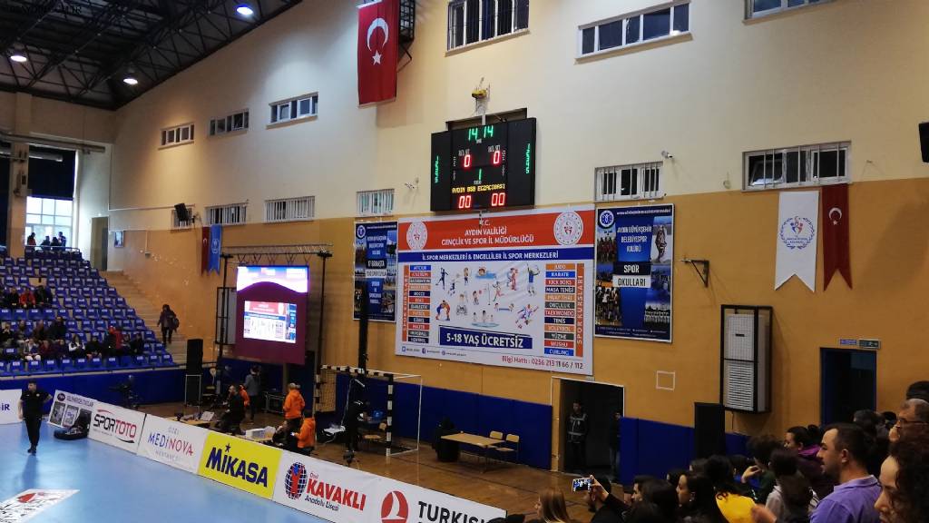 Mimar Sinan Kapalı Spor Salonu Fotoğrafları