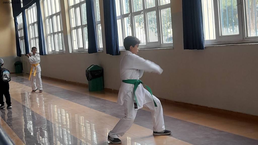 Mimar Sinan Kapalı Spor Salonu Fotoğrafları