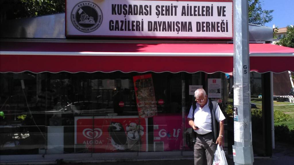 Kuşadası Şehit Aileleri Ve Gazileri Yardımlaşma Dayanışma Dern. Fotoğrafları