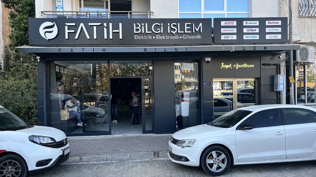 Fatih Bilgi işlem Fotoğrafları