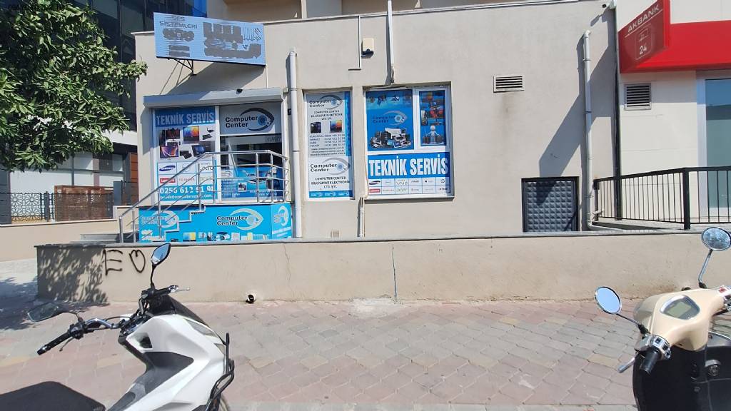 Computer Center , Kuşadası Bilgisayar Fotoğrafları