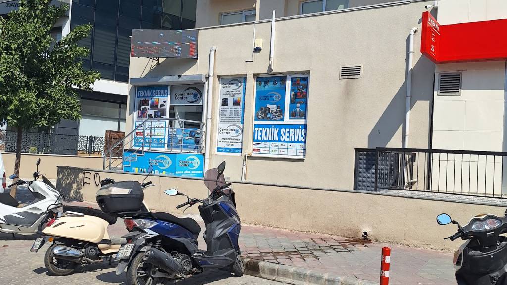 Computer Center , Kuşadası Bilgisayar Fotoğrafları