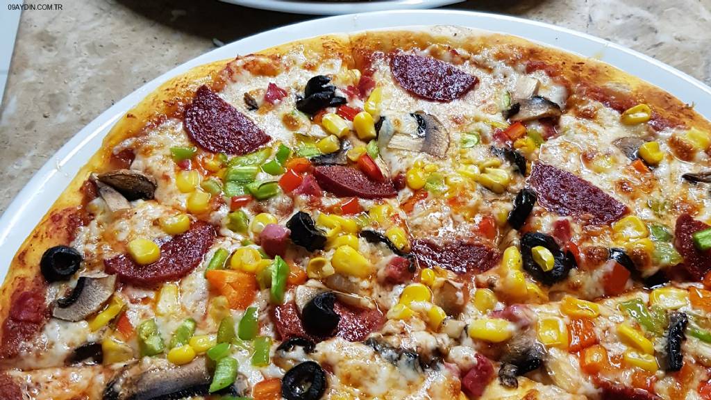 Monalisa pizzeria Fotoğrafları