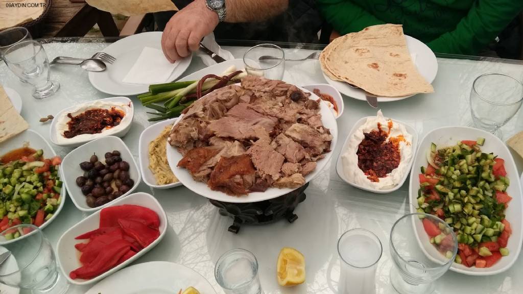 Öz Metin Restaurant dalama Fotoğrafları