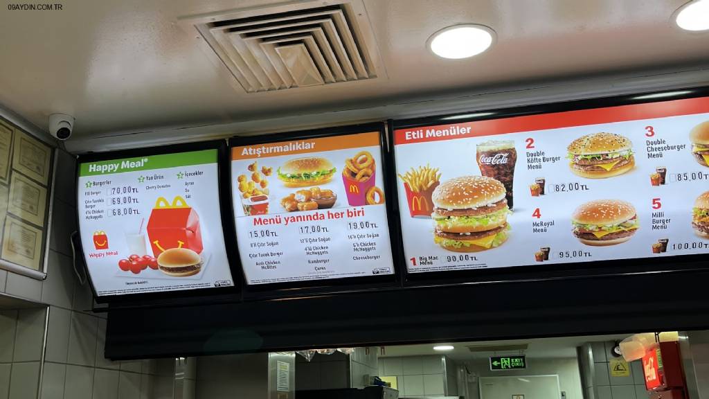 McDonald's Kuşadası Fotoğrafları