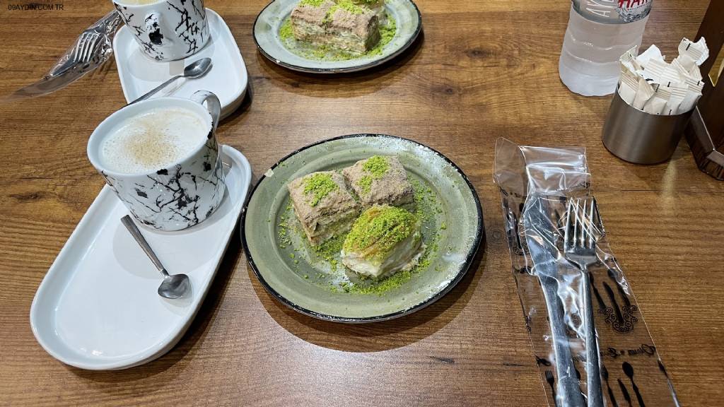 Tutku unlu mamülleri Baklava&künefe Fotoğrafları