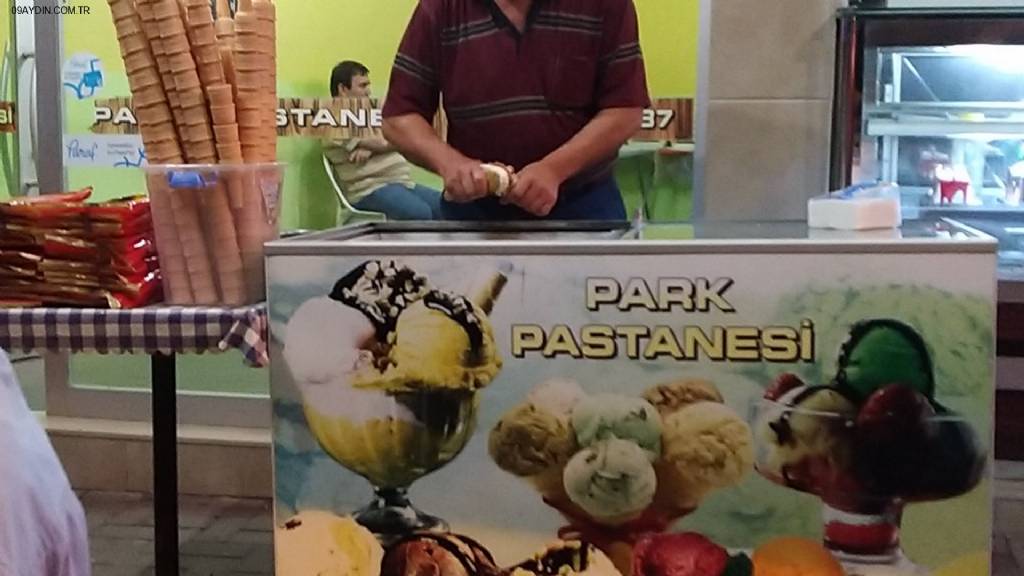 Park Pastanesi Fotoğrafları