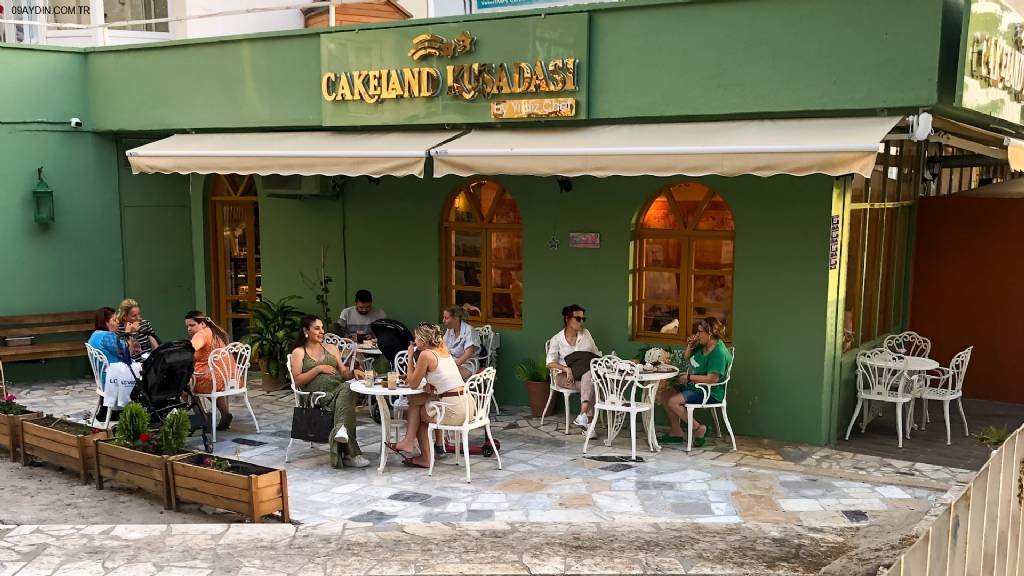 Cakeland Kuşadası Fotoğrafları