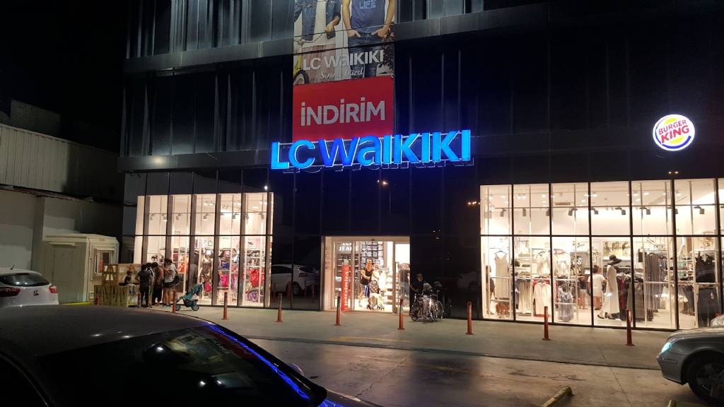 LC Waikiki Fotoğrafları