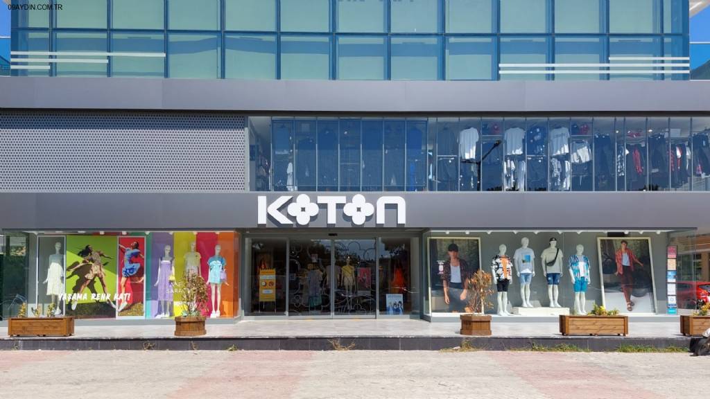 Koton Fotoğrafları