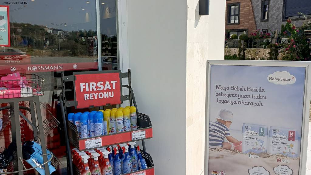 Rossmann Aydın Kuşadası Priva Çarşı AVM Fotoğrafları