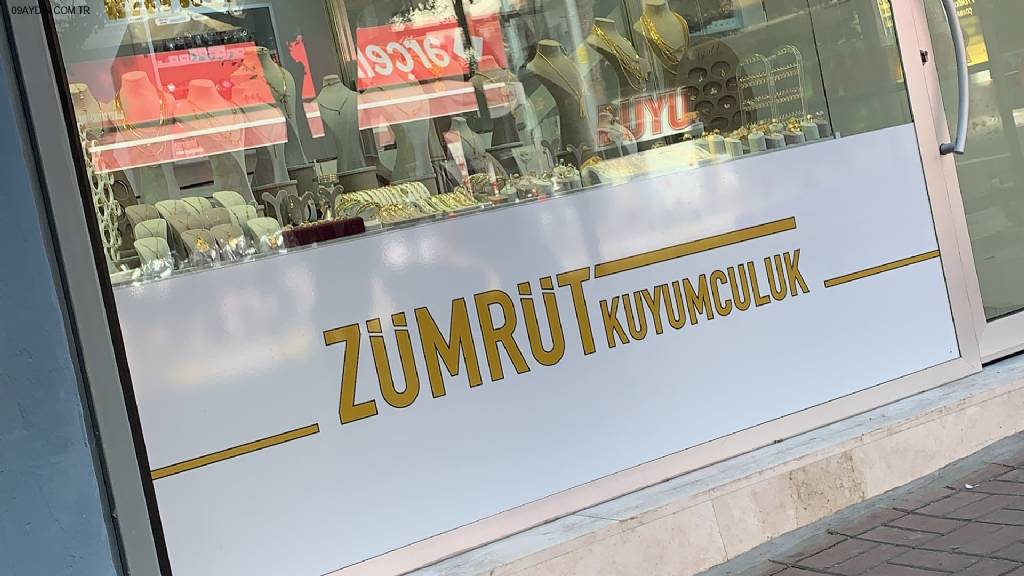 Zümrüt Kuyumculuk Fotoğrafları